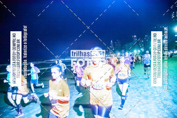 Buy your photos of the eventNight Run Balnerio on Fotop