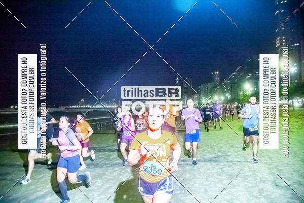 Buy your photos of the eventNight Run Balnerio on Fotop