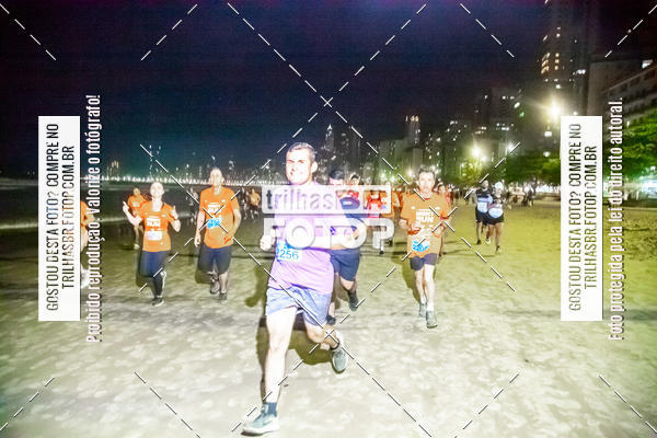 Buy your photos of the eventNight Run Balnerio on Fotop