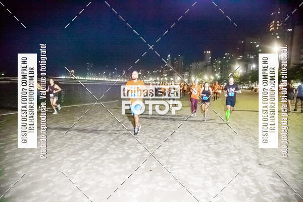 Buy your photos of the eventNight Run Balnerio on Fotop