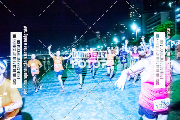 Buy your photos of the eventNight Run Balnerio on Fotop