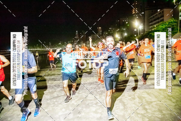 Buy your photos of the eventNight Run Balnerio on Fotop
