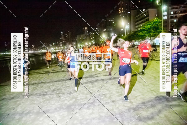 Buy your photos of the eventNight Run Balnerio on Fotop