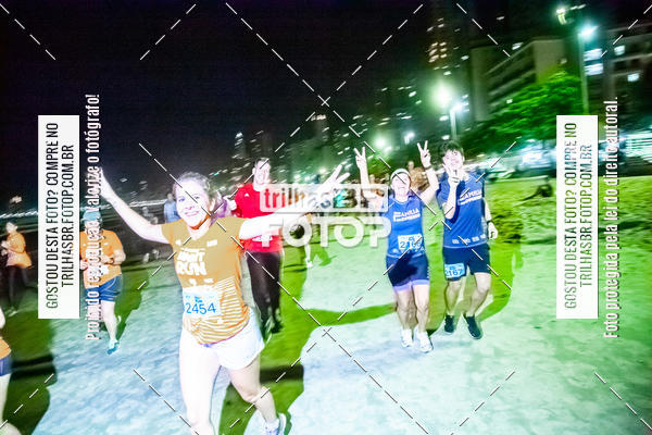 Buy your photos of the eventNight Run Balnerio on Fotop