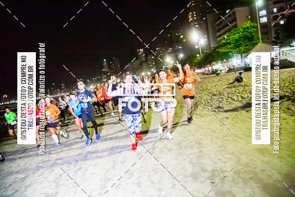 Buy your photos of the eventNight Run Balnerio on Fotop