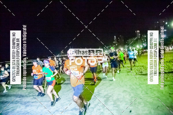 Buy your photos of the eventNight Run Balnerio on Fotop