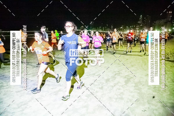 Buy your photos of the eventNight Run Balnerio on Fotop