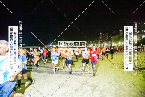Buy your photos of the eventNight Run Balnerio on Fotop