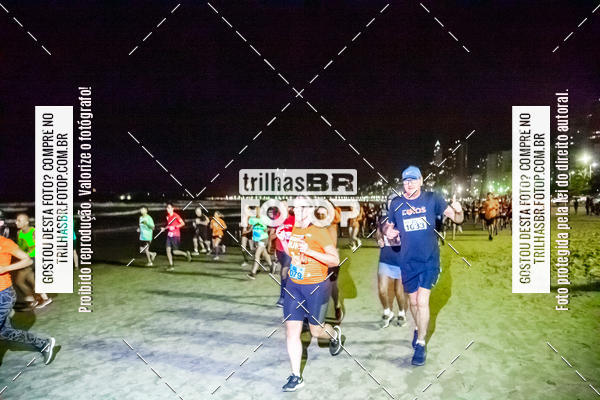 Buy your photos of the eventNight Run Balnerio on Fotop