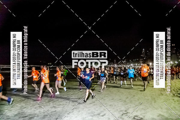 Buy your photos of the eventNight Run Balnerio on Fotop