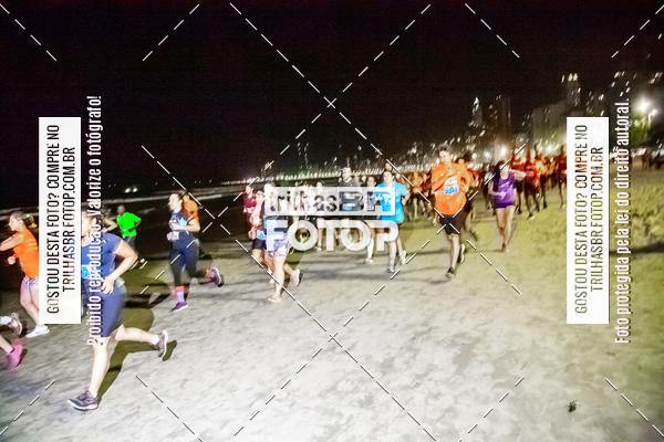 Buy your photos of the eventNight Run Balnerio on Fotop
