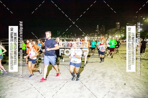 Buy your photos of the eventNight Run Balnerio on Fotop