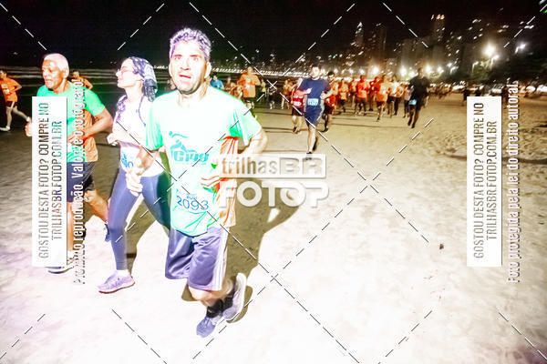 Buy your photos of the eventNight Run Balnerio on Fotop