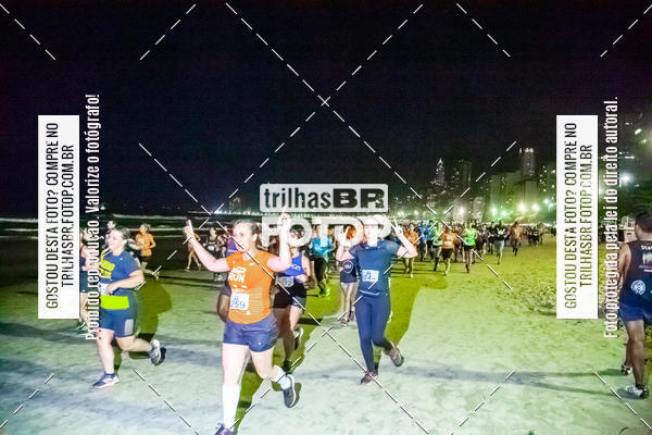 Buy your photos of the eventNight Run Balnerio on Fotop