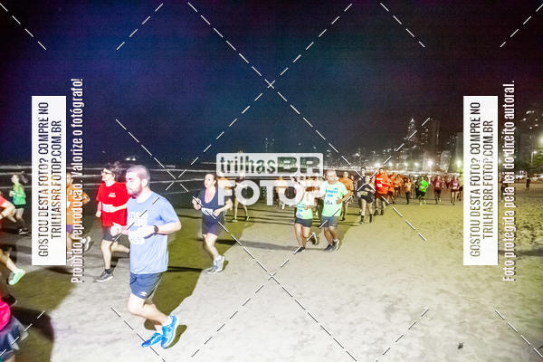 Buy your photos of the eventNight Run Balnerio on Fotop