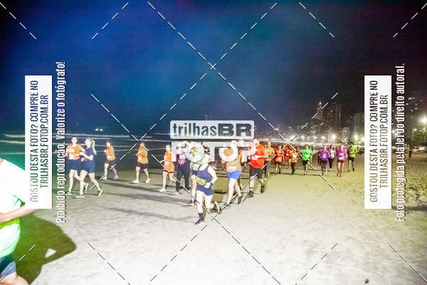 Buy your photos of the eventNight Run Balnerio on Fotop