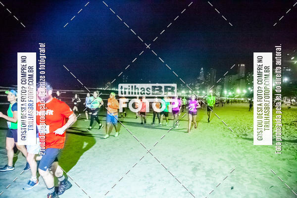 Buy your photos of the eventNight Run Balnerio on Fotop