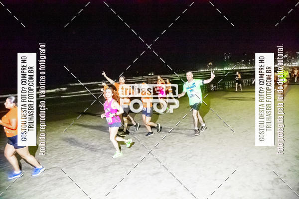 Buy your photos of the eventNight Run Balnerio on Fotop