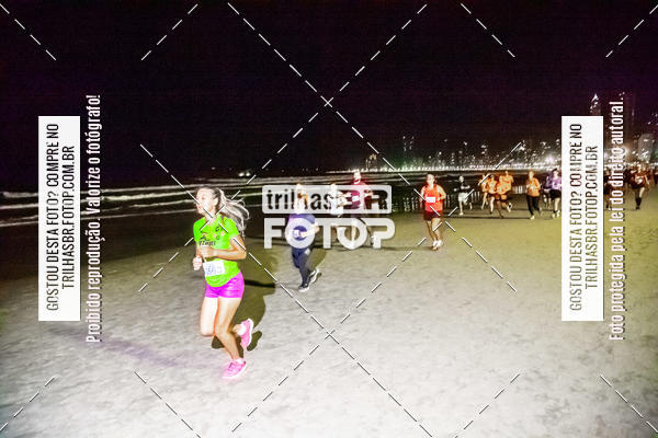 Buy your photos of the eventNight Run Balnerio on Fotop