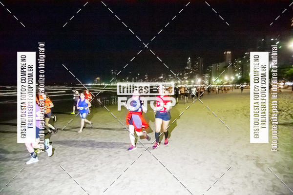 Buy your photos of the eventNight Run Balnerio on Fotop