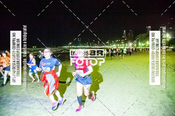 Buy your photos of the eventNight Run Balnerio on Fotop