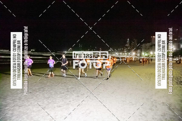 Buy your photos of the eventNight Run Balnerio on Fotop