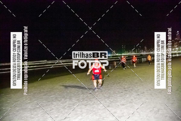 Buy your photos of the eventNight Run Balnerio on Fotop