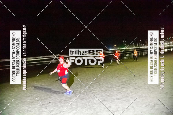 Buy your photos of the eventNight Run Balnerio on Fotop