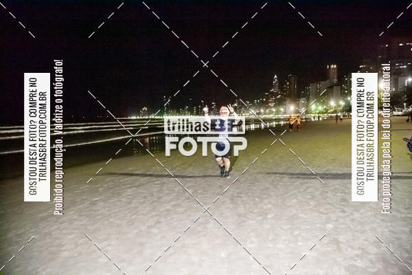 Buy your photos of the eventNight Run Balnerio on Fotop