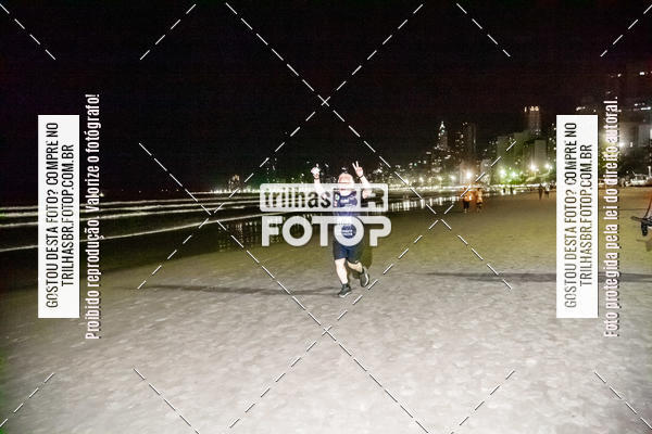 Buy your photos of the eventNight Run Balnerio on Fotop