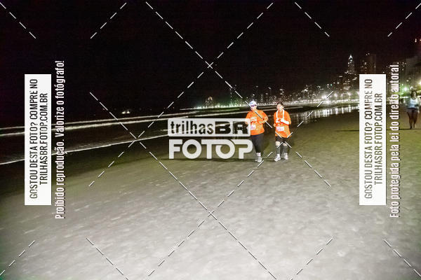 Buy your photos of the eventNight Run Balnerio on Fotop