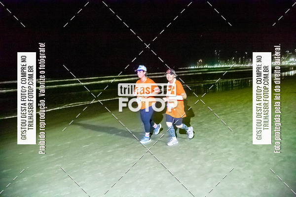 Buy your photos of the eventNight Run Balnerio on Fotop