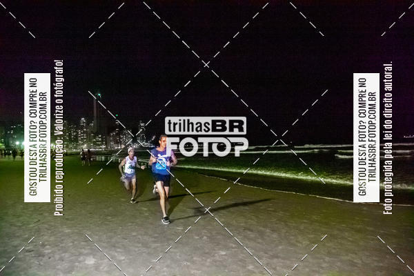 Buy your photos of the eventNight Run Balnerio on Fotop