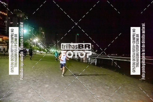 Buy your photos of the eventNight Run Balnerio on Fotop