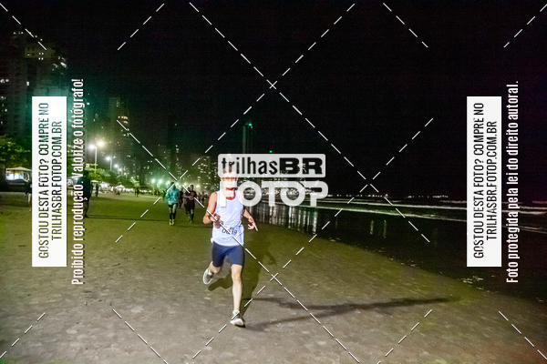Buy your photos of the eventNight Run Balnerio on Fotop