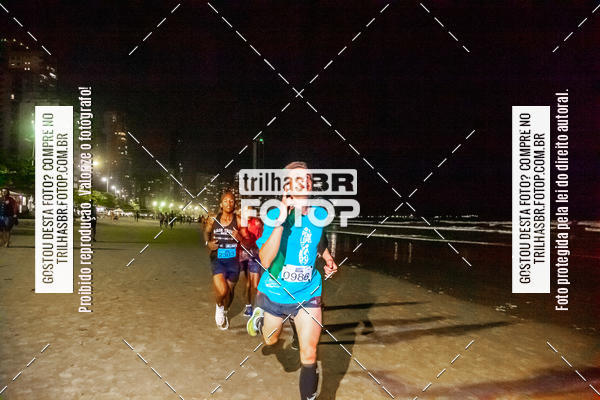Buy your photos of the eventNight Run Balnerio on Fotop