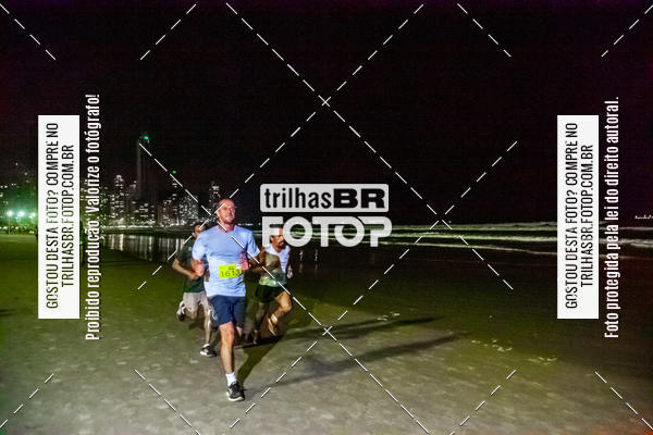 Buy your photos of the eventNight Run Balnerio on Fotop