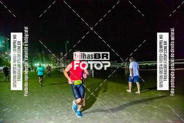 Buy your photos of the eventNight Run Balnerio on Fotop
