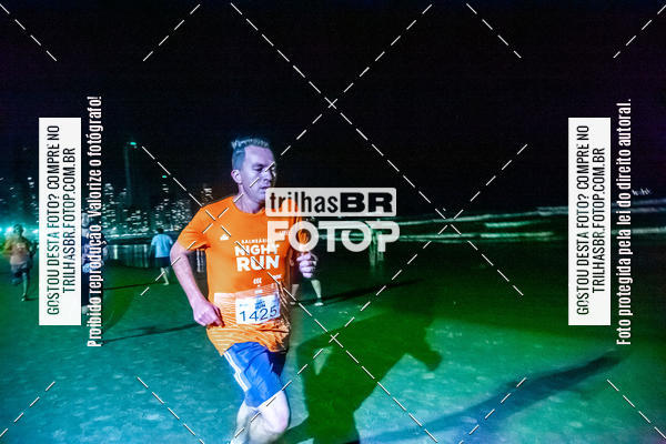 Buy your photos of the eventNight Run Balnerio on Fotop