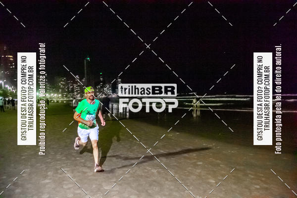 Buy your photos of the eventNight Run Balnerio on Fotop