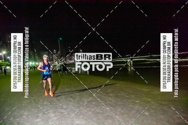 Buy your photos of the eventNight Run Balnerio on Fotop