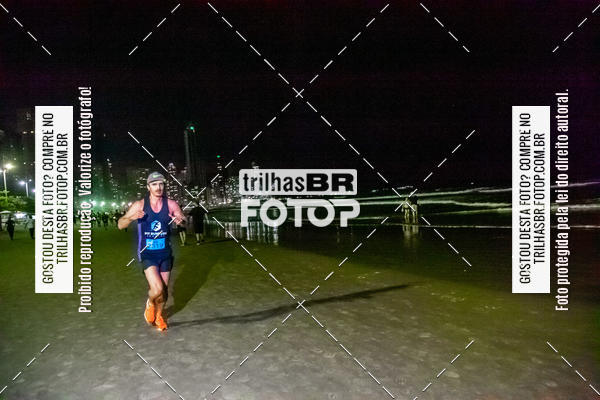 Buy your photos of the eventNight Run Balnerio on Fotop