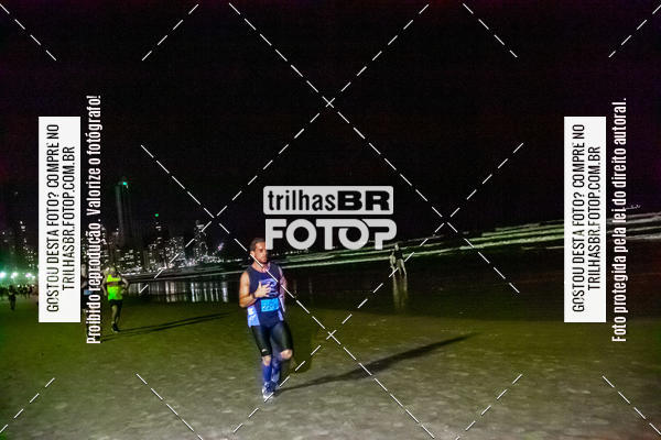 Buy your photos of the eventNight Run Balnerio on Fotop