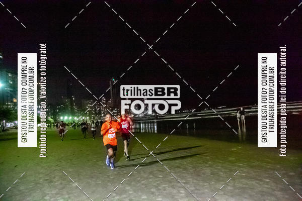 Buy your photos of the eventNight Run Balnerio on Fotop