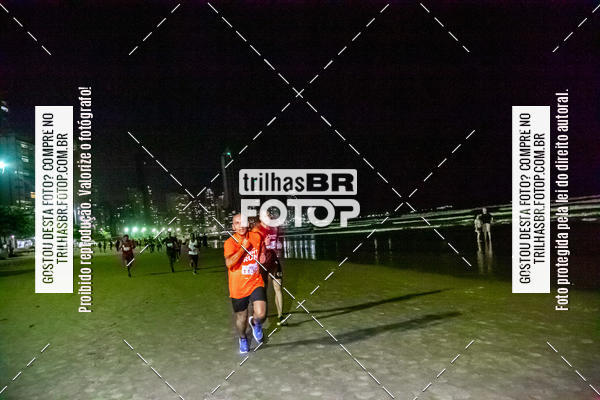 Buy your photos of the eventNight Run Balnerio on Fotop