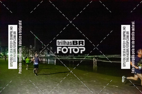 Buy your photos of the eventNight Run Balnerio on Fotop