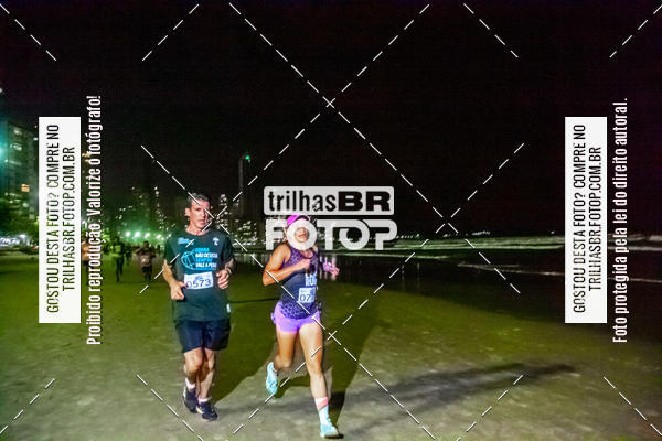 Buy your photos of the eventNight Run Balnerio on Fotop