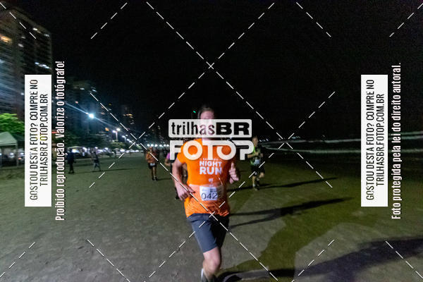 Buy your photos of the eventNight Run Balnerio on Fotop