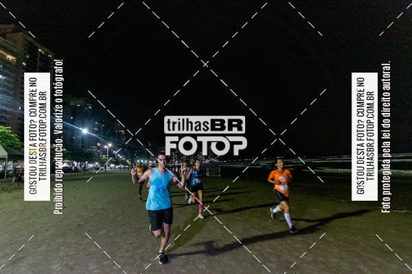 Buy your photos of the eventNight Run Balnerio on Fotop