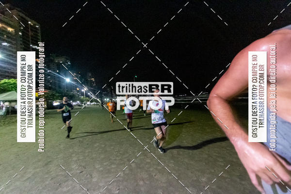 Buy your photos of the eventNight Run Balnerio on Fotop